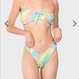 Blackbough Marshmallow Kini